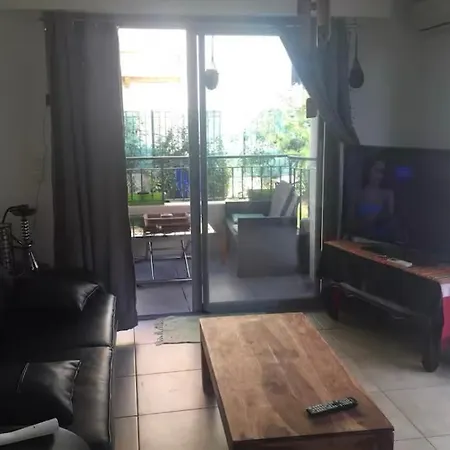 Magnifique Avec Terrasse Et Jardin * Ницца