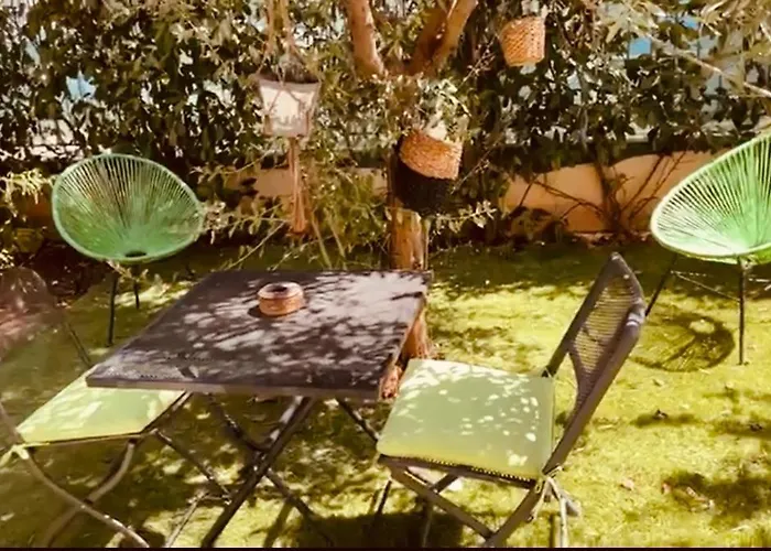 Magnifique Avec Terrasse Et Jardin * Nice